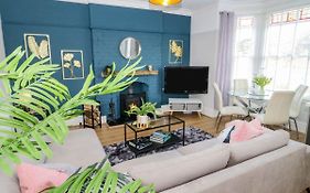 Cadnant Park Maisonette